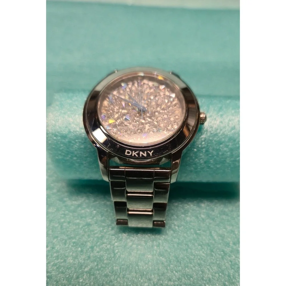 DKNY Womens Silver Tone Stainless Steel Crystal Watch NY8474